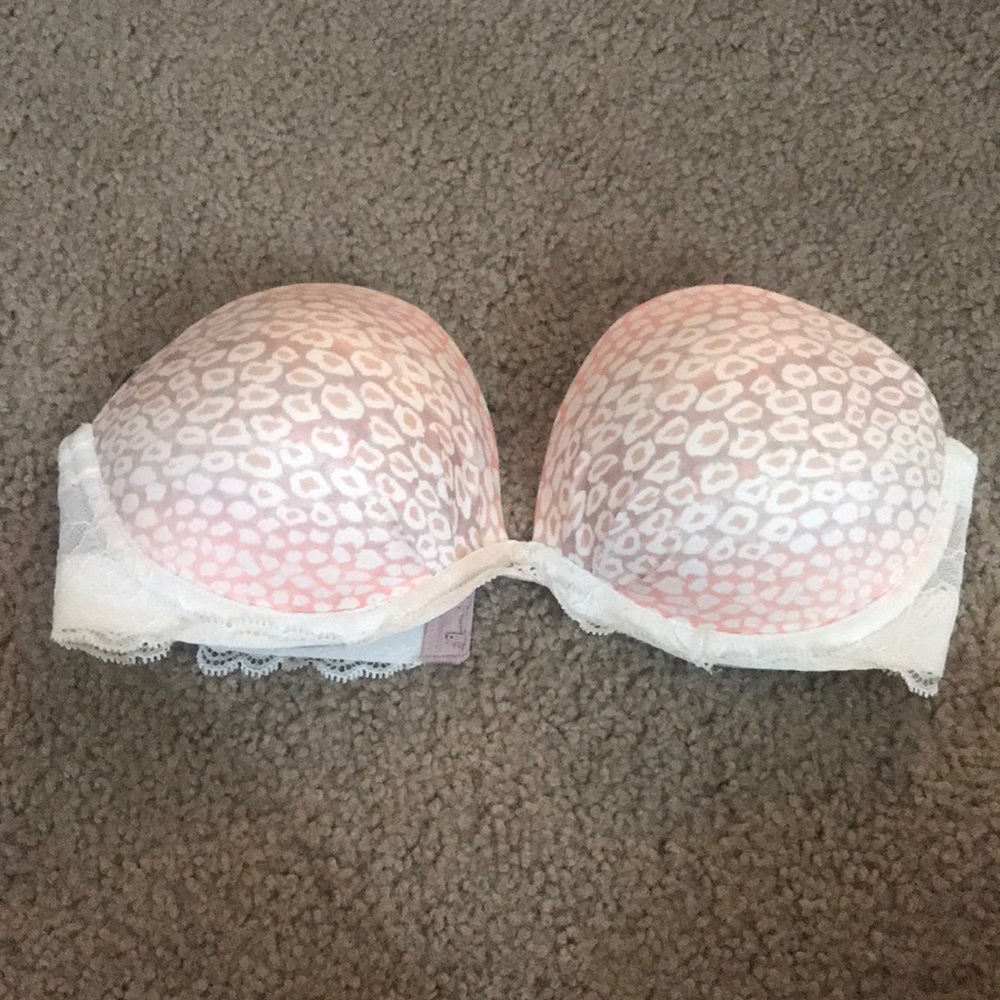 Victoria’s Secret Strapless Push-up